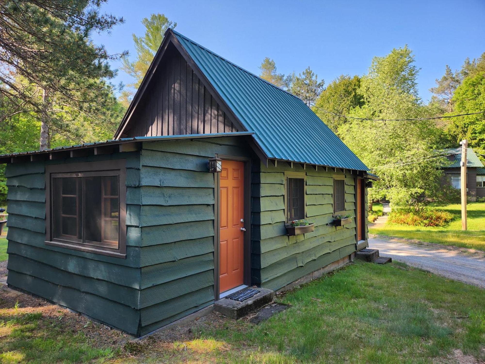 Moreno'S Adirondack Cabins سارانك ليك المظهر الخارجي الصورة