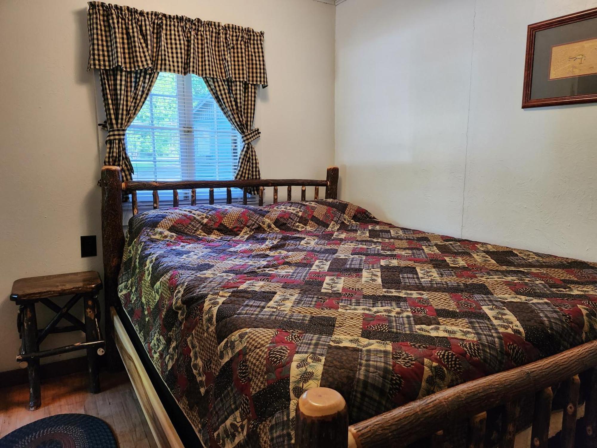 Moreno'S Adirondack Cabins سارانك ليك المظهر الخارجي الصورة