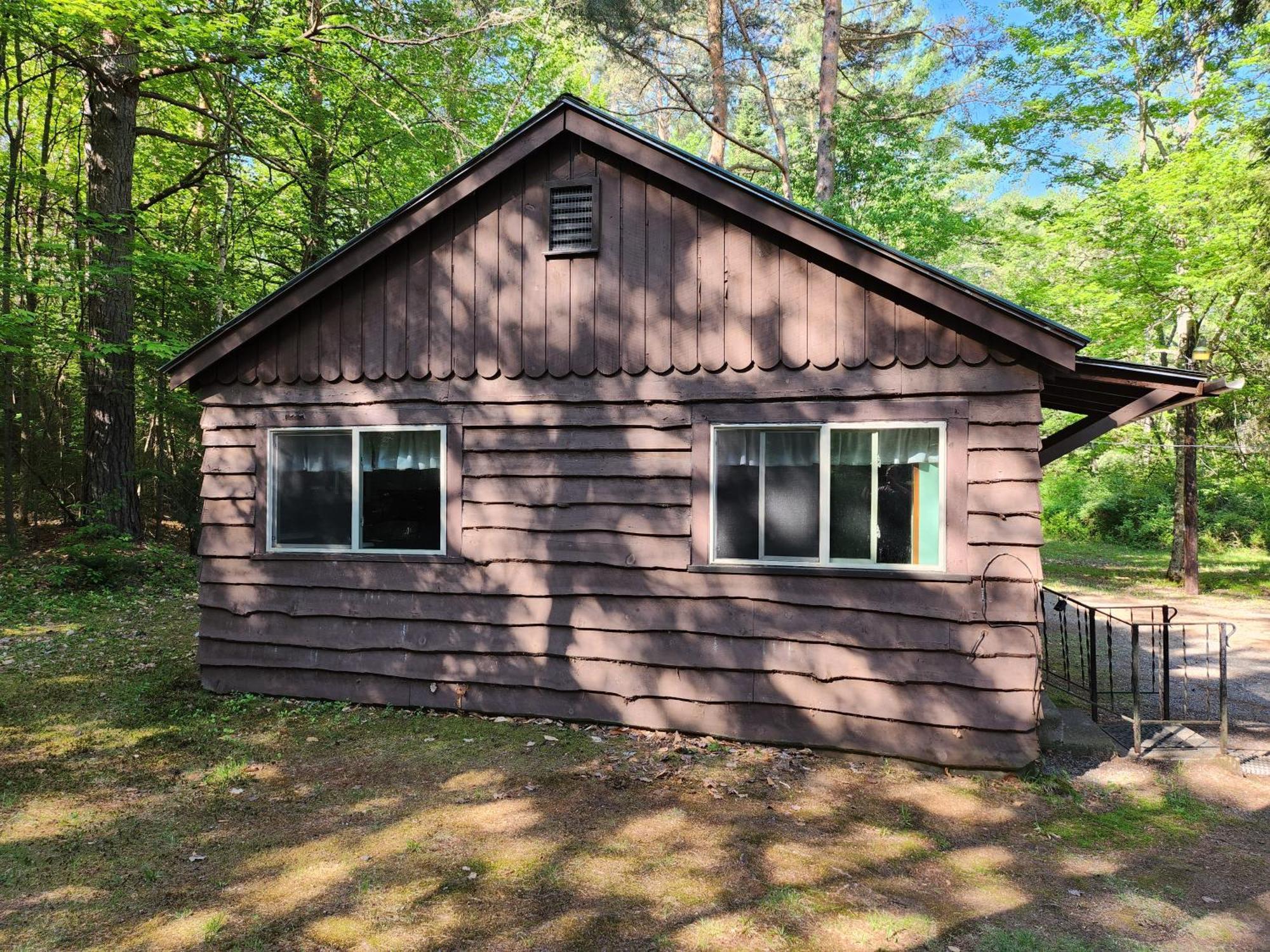 Moreno'S Adirondack Cabins سارانك ليك المظهر الخارجي الصورة