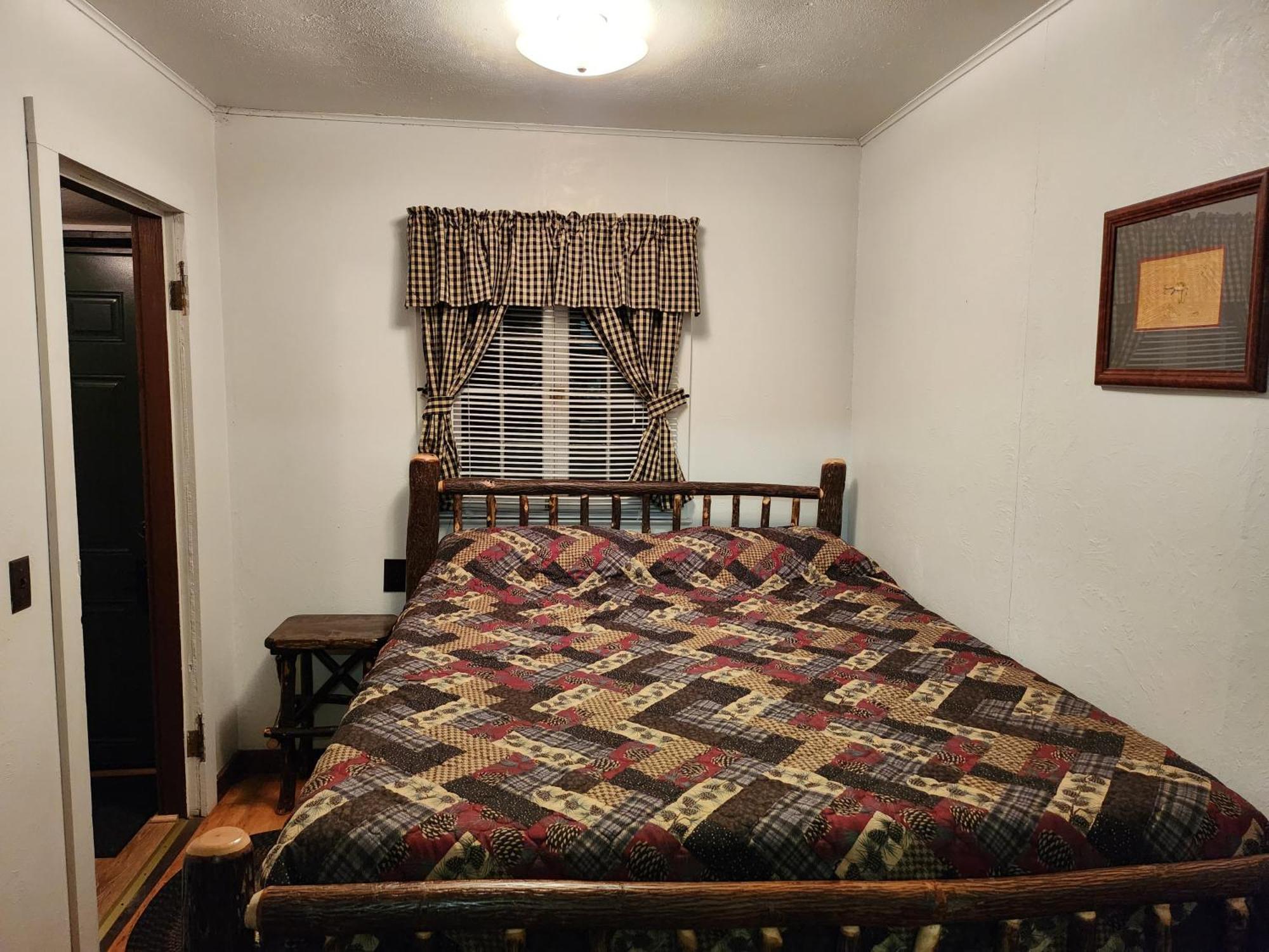 Moreno'S Adirondack Cabins سارانك ليك المظهر الخارجي الصورة