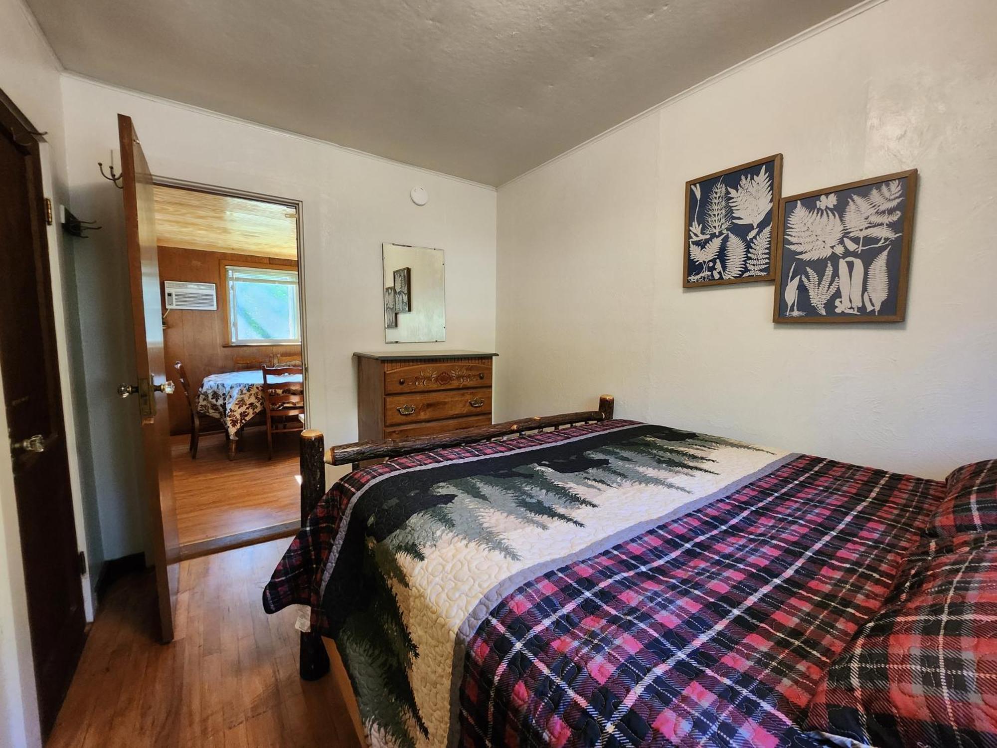 Moreno'S Adirondack Cabins سارانك ليك المظهر الخارجي الصورة